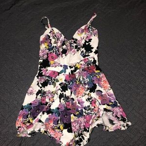 BEBE Floral Romper Size 6